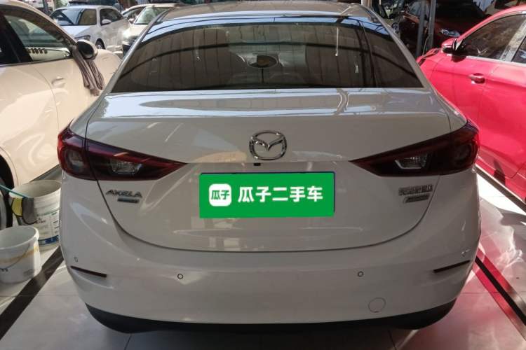 Used Mazda Mazda 3 Axela 2019 Cloud-Controlled Sedan 1.5L Automatic Luxury Model China VI Standard

