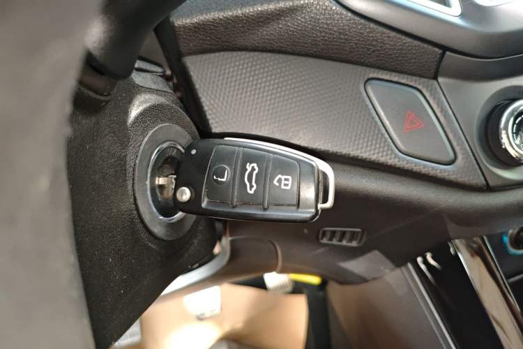 Used Chery Tiggo 5 2016 2.0L Manual Jia Yue Edition
