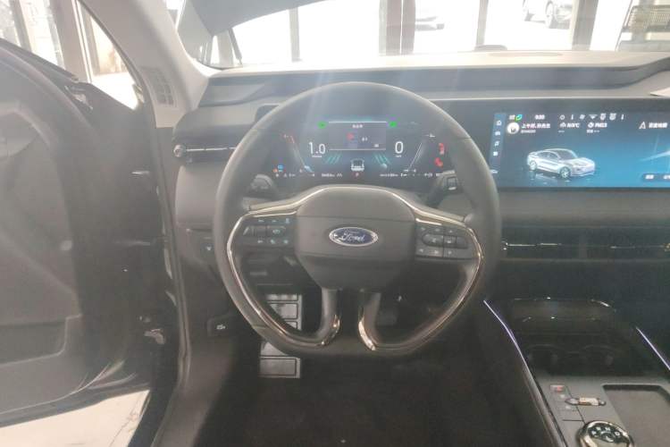 Used Ford Mondeo 2023 EcoBoost 180 Luxury Model
