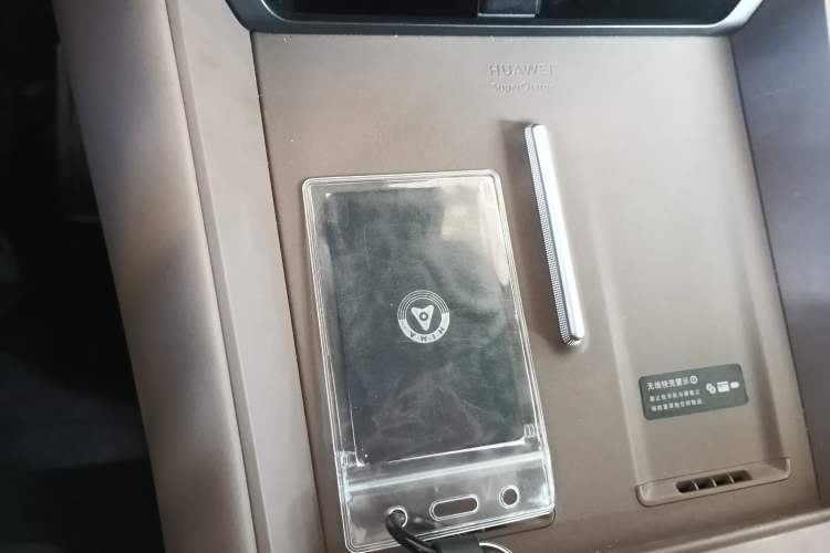 Used Hima Luxeed R7 2025 Range-Extended Version 251 km Max