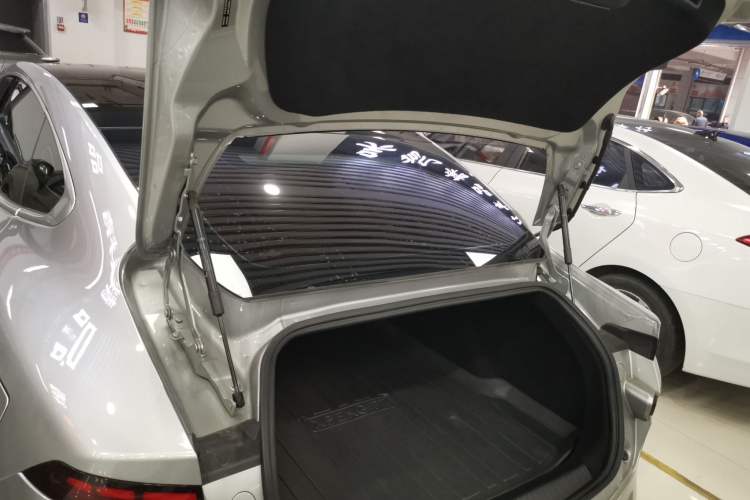 Used XPeng P7 2021 670G
