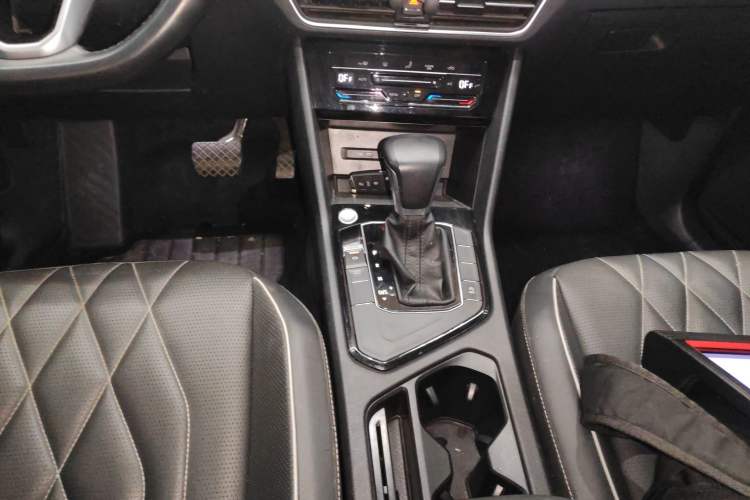 TDK.VehicleDetails.img