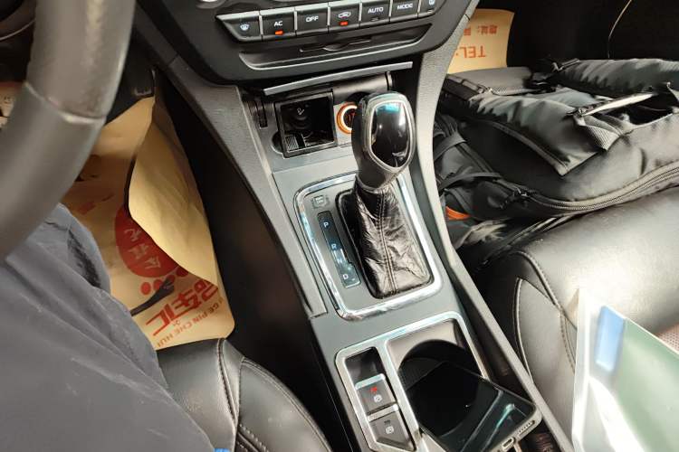 Used Geely Auto Emgrand 2017 Hatchback RS Million Edition 1.5L CVT Upward Version
