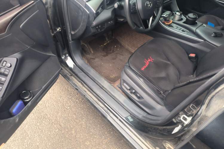 Used Toyota Avalon 2019 2.0L Luxury Edition China VI Standard
