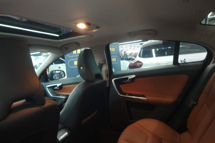 Used Volvo S60 2019 S60L T3 Intelligent Upgrade Edition
