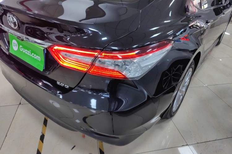 Used Toyota Camry 2019 2.0G Luxury Edition China VI Standard
