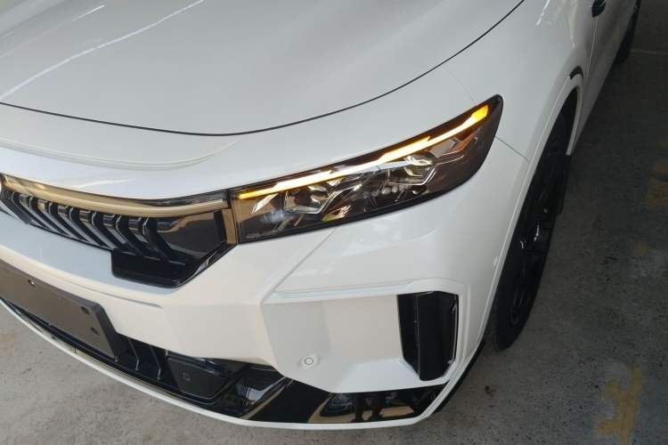 Used VOYAH FREE 2025 318 318 km Rear-Drive Touring Edition
