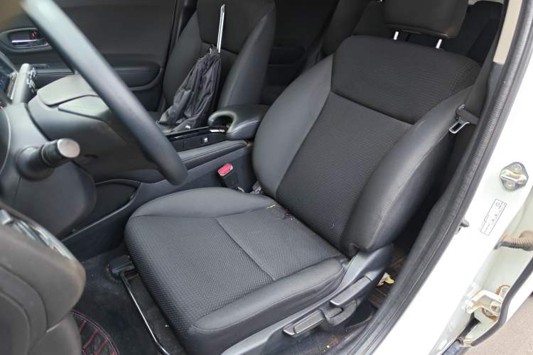 Used Honda Vezel 2020 1.5L CVT Elite Edition
