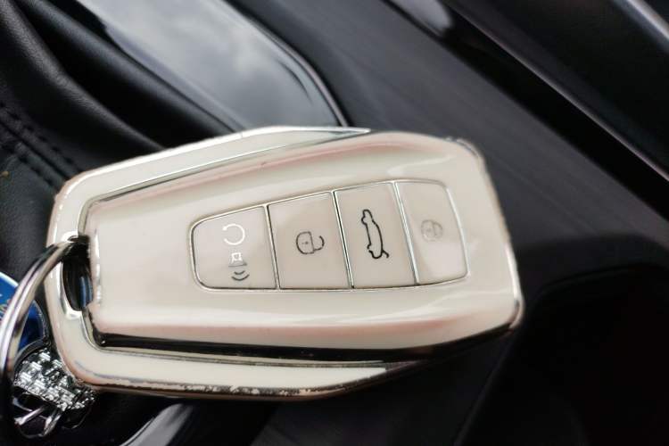 Used Geely Auto Vision X6 2021 PRO 1.4T Automatic Prestige Model
