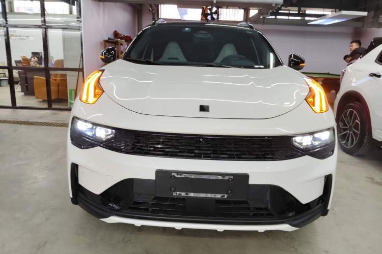 Used Lynk & Co 01 EM-P 2023 1.5TD EM-P Dawn Edition