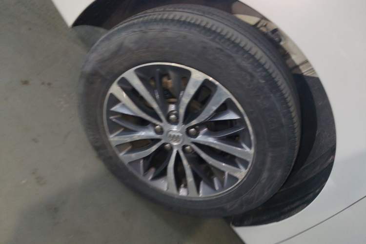 Used Buick GL8 2017 ES 28T Luxury Model China V Standard
