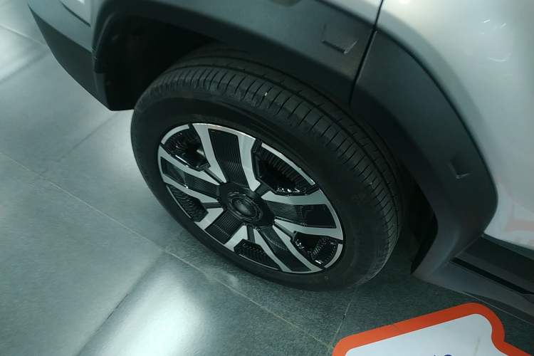 Used  03 2024 472km Four-Wheel Drive Long-Range Version
