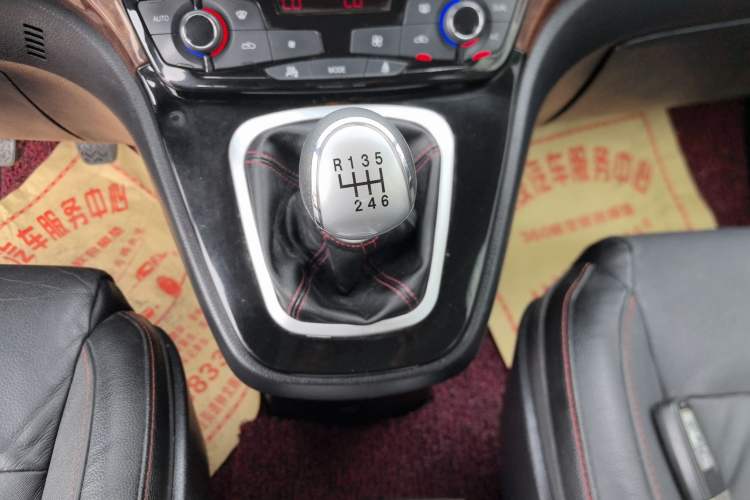 Used Haval H6 2015 Sport Edition 1.5T Manual Two-Wheel Drive Elite Model
