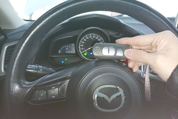 Used Mazda Mazda 3 Axela 2017 Sedan 1.5L Automatic Comfort Model Emission Standard China V