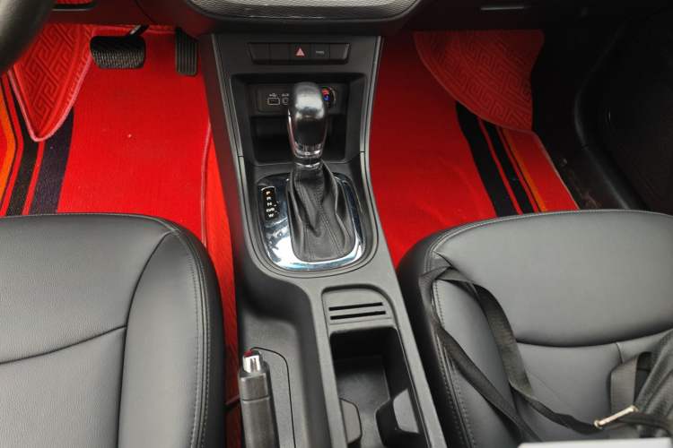 Used Roewe 360 2015 1.5L Automatic Luxury Edition
