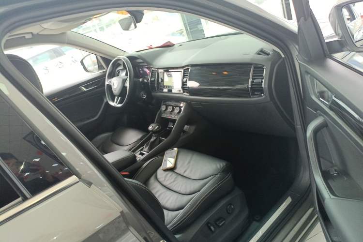 Used Skoda Kodiaq 2019 Facelifted TSI380 7-Seater All-Wheel-Drive Flagship Version China VI Standard
