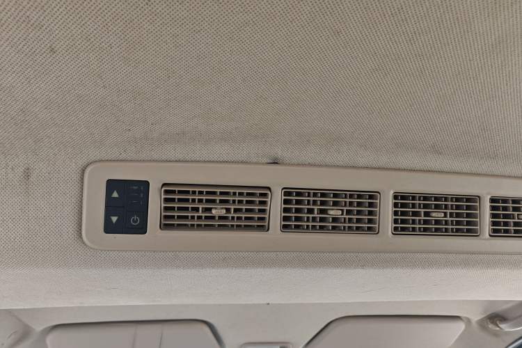 Used Wuling Hongguang 2015 1.5L S Base Model China IV
