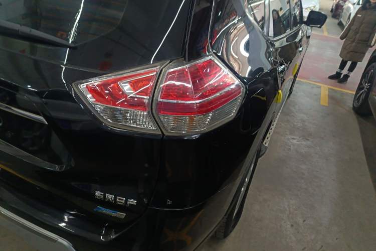 Used Nissan X-Trail 2014 2.0L CVT Comfort Edition 2WD
