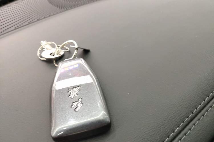 Used Hongqi HS5 2022 Revised Version 2.0T Smart Connect Flagship Edition
