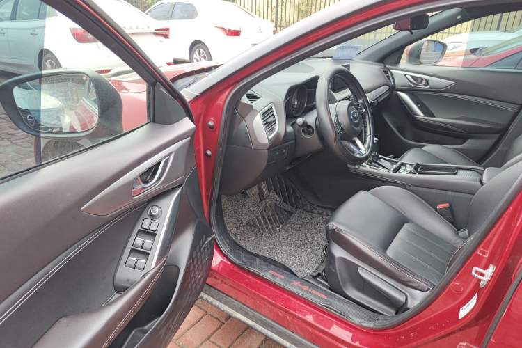 Used Mazda CX-4 2018 2.0L Automatic Two-Wheel Drive Blue Sky Luxury Edition
