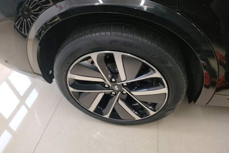 Used Li Auto L9 2022 Max model
