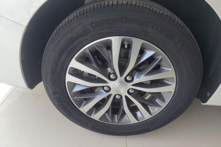 Used Buick GL8 2021 ES Land Cruiser 653T Luxury Edition