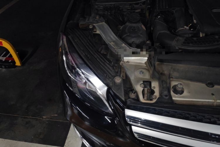 Used Mercedes-Benz GLC 2018 GLC 260 4MATIC Luxury Model
