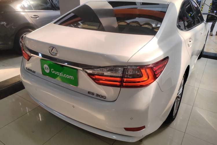 Used Lexus ES 2015 250 Elegant Edition
