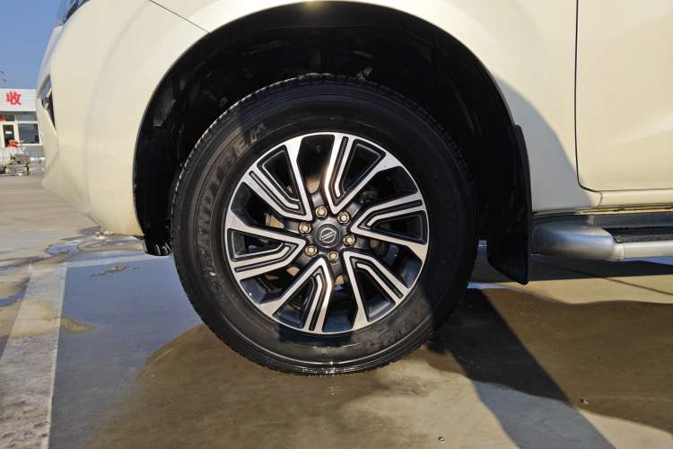 Used Nissan Terra 2020 2.5L XL Upper Automatic Two-Wheel Drive Luxury Edition