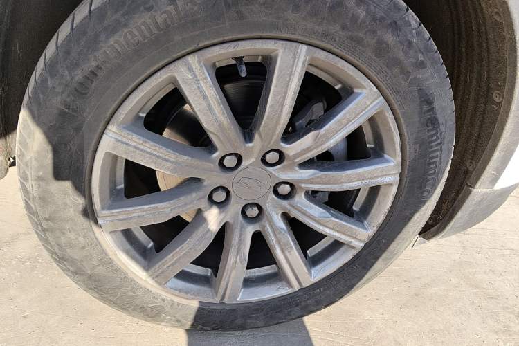 Used Cadillac XT4 2021 28T Two-Wheel Drive Leading Version
