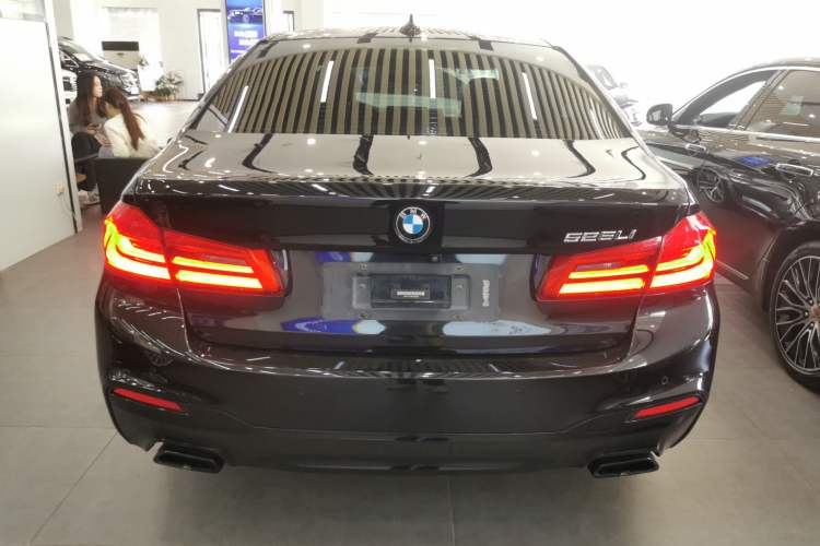 Used BMW 5 Series 2019 Restyled 525Li M Sport Package
