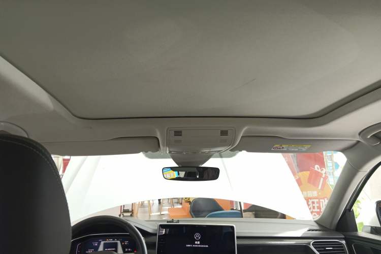 Used Volkswagen Tayron 2023 300TSI Two-Wheel-Drive Luxury Plus Advanced Edition
