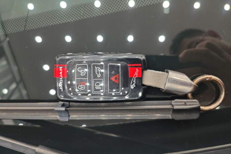 Used Jaguar XFL 2024 2.0T P250 Two-Wheel Drive Prestige Luxury Edition
