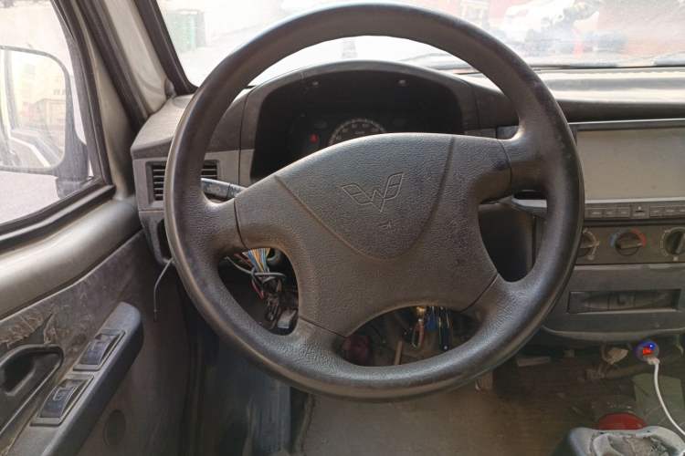 Used Wuling Zhiguang 2013 1.0L Practical Version