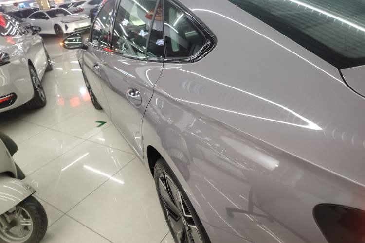 Used Volkswagen Passat 2025 Pro 380TSI Starry Dragon Luxury Edition
