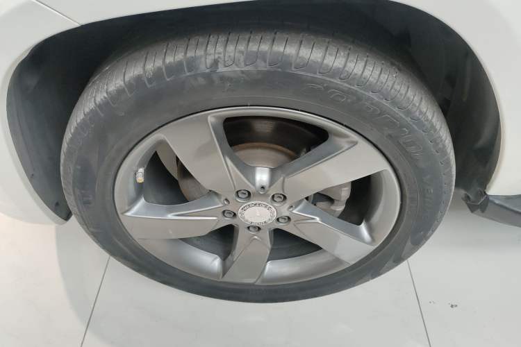 Used Mercedes-Benz GLK-Class 2013 Facelift GLK 300 4MATIC Fashion Edition