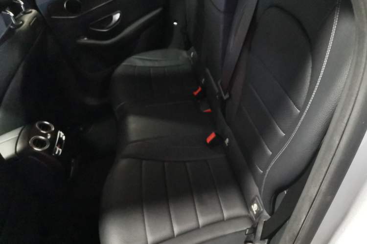 Used Mercedes-Benz GLC 2016 GLC 300 4MATIC Dynamic Model
