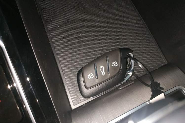 Used Roewe i5 2023 1.5L CVT Luxury Edition
