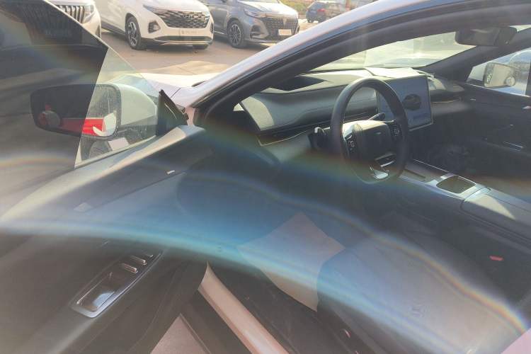 Used  L07 2024 230Max Range-Extended Version
