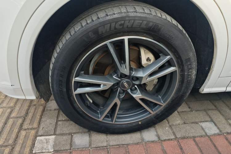 Used Audi Q5L 2020 Updated 40 TFSI Prestige Fashion Edition
