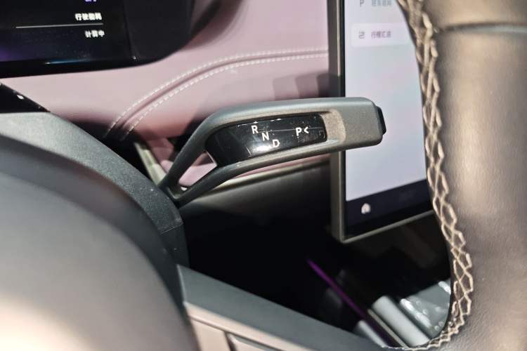 Used  SU7 2024 Four-Wheel Drive Ultra-Long Range Advanced Intelligent Driving Max Edition
