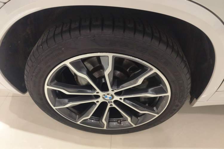 Used BMW X3 2022 Second Facelift xDrive30i Leading Edition M Night Sky Package