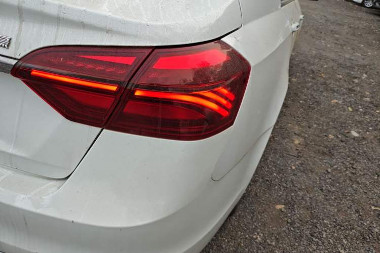 Used Geely Auto Emgrand 2018 1.5L CVT Upward Connect Edition
