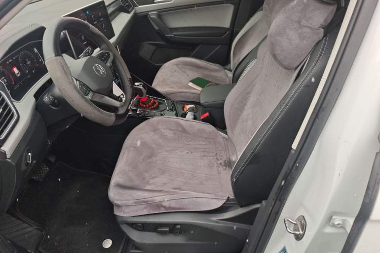 Used Volkswagen Tayron 2024 300TSI Two-Wheel-Drive Luxury Plus Advanced Version
