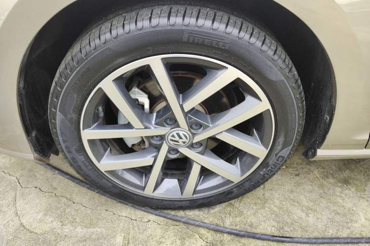 Used Volkswagen Golf 2020 200TSI DSG Comfortable and Ambitious Edition
