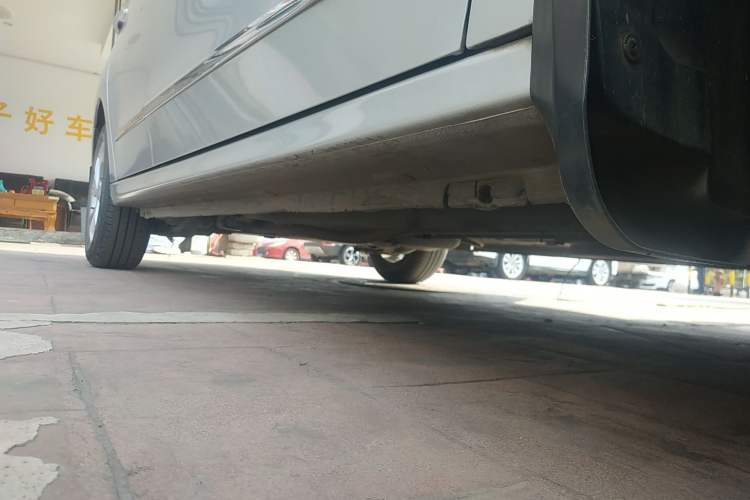 Used Citroen Elysee 2015 Zhishang Edition 1.6L Manual Fashion Model