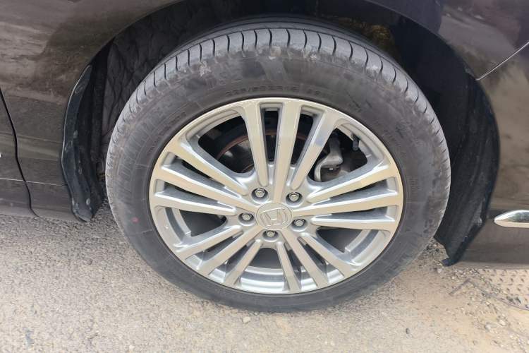 Used Honda Elysion 2016 2.4L Supreme Edition
