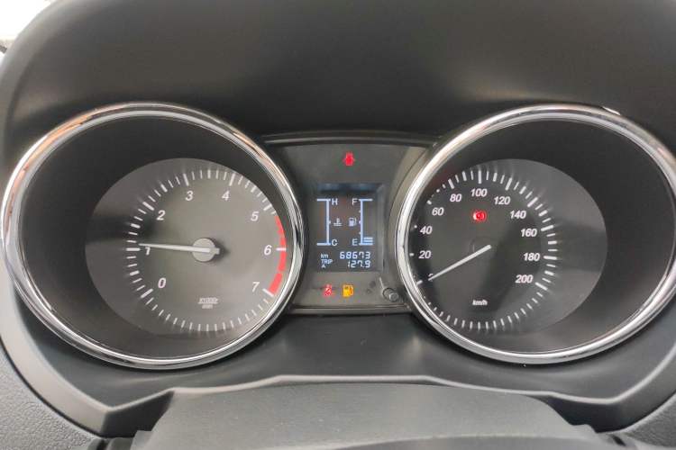 Used HYOSOW S3 2016 1.5L Manual Comfort Version China IV Emission Standard
