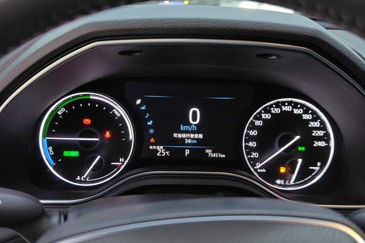 Used Toyota Avalon 2019 Dual-Engine 2.5L Luxury Edition China VI Standard