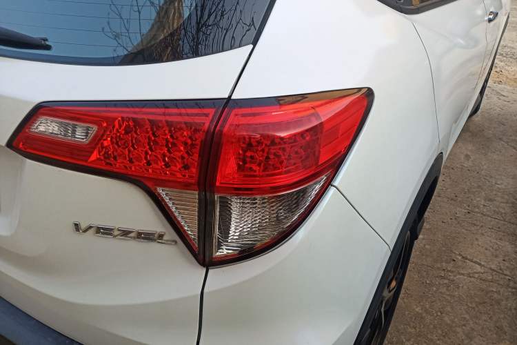 Used Honda Vezel 2020 1.5L CVT Pioneer Edition
